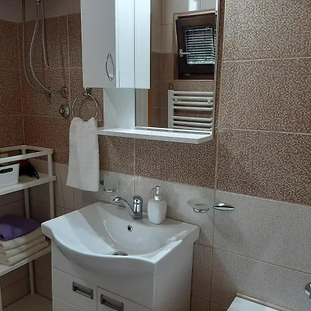 Apartment Ogi I Ana