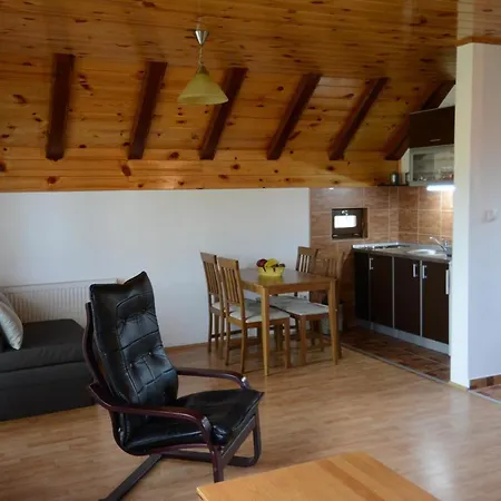 Ogi I Ana Apartment *